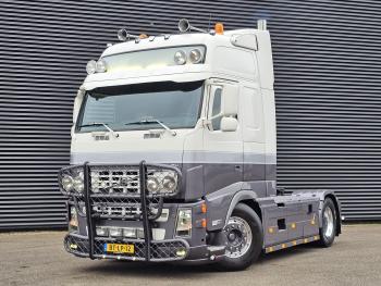 FH400 4X2 / SPECIAL / SHOWTRUCK